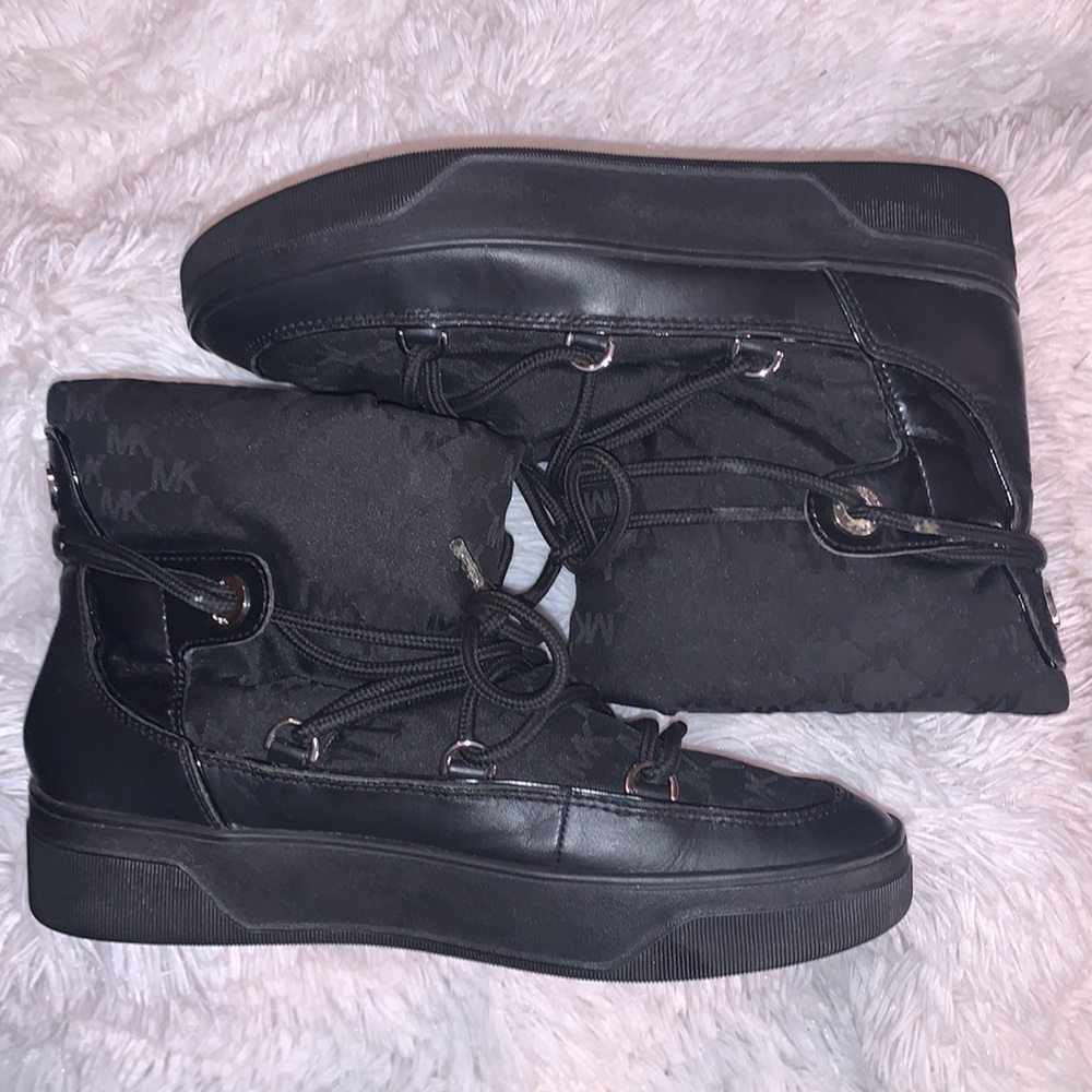 🖤MICHAEL KORS SNOW BOOTS🖤 - Picture 8 of 16